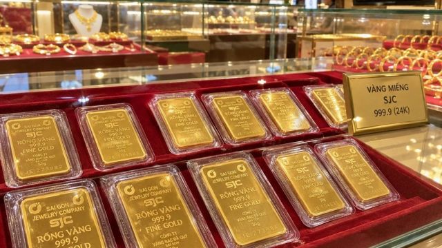Giá vàng miếng SJC tăng theo đà hồi phục của thị trường quốc tế trước thềm cuộc họp lãi suất của Fed