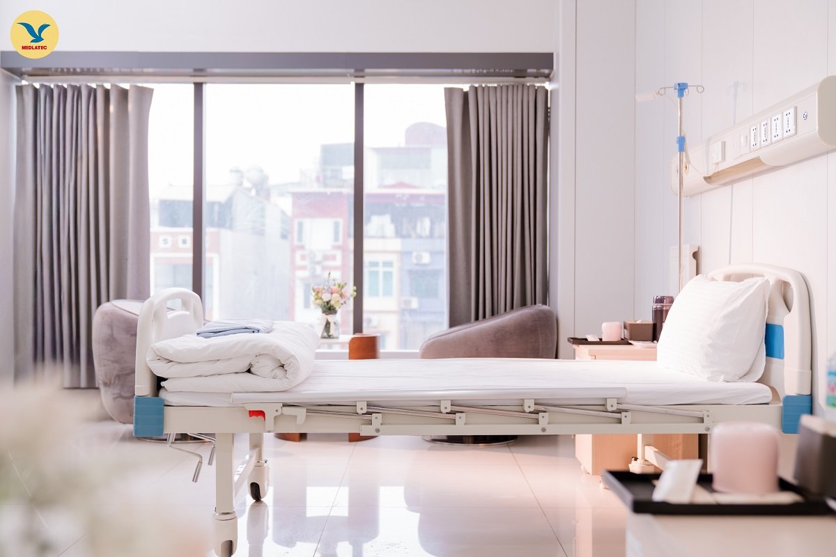 Không gian lưu viện tiện nghi tại MEDLATEC được thiết kế theo mô hình nghỉ dưỡng cao cấp, nâng cao trải nghiệm chăm sóc và phục hồi của người bệnh
